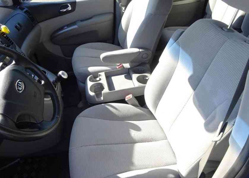 Kia Carnival 2.9 CRDI r.v.2010 (136 kw) 1.Majitel - foto 12