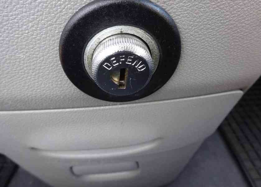 Kia Carnival 2.9 CRDI r.v.2010 (136 kw) 1.Majitel - foto 10