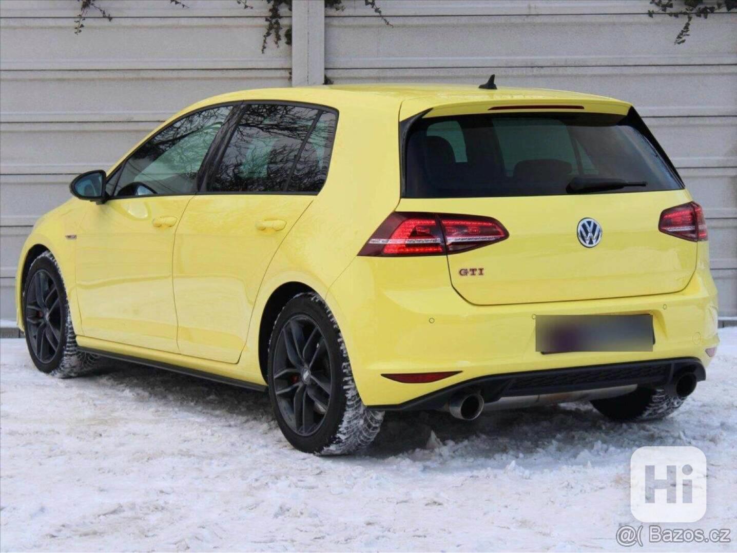 Volkswagen Golf 2,0   VII GTI Performance - foto 1