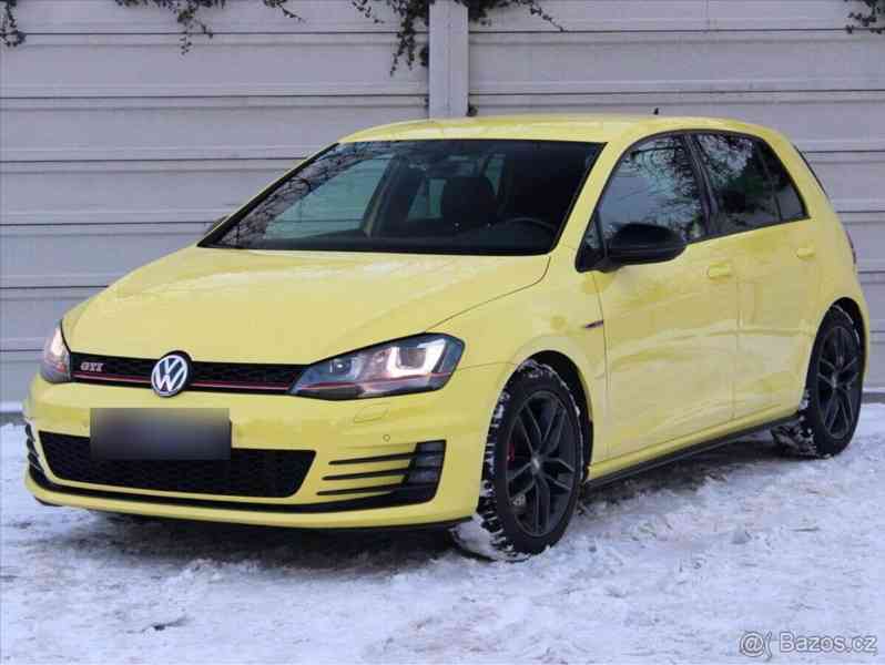 Volkswagen Golf 2,0   VII GTI Performance - foto 3