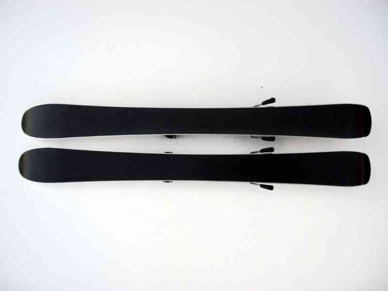 Dětské lyže Völkl Chica 120 cm - 8888-S20-37 - foto 2