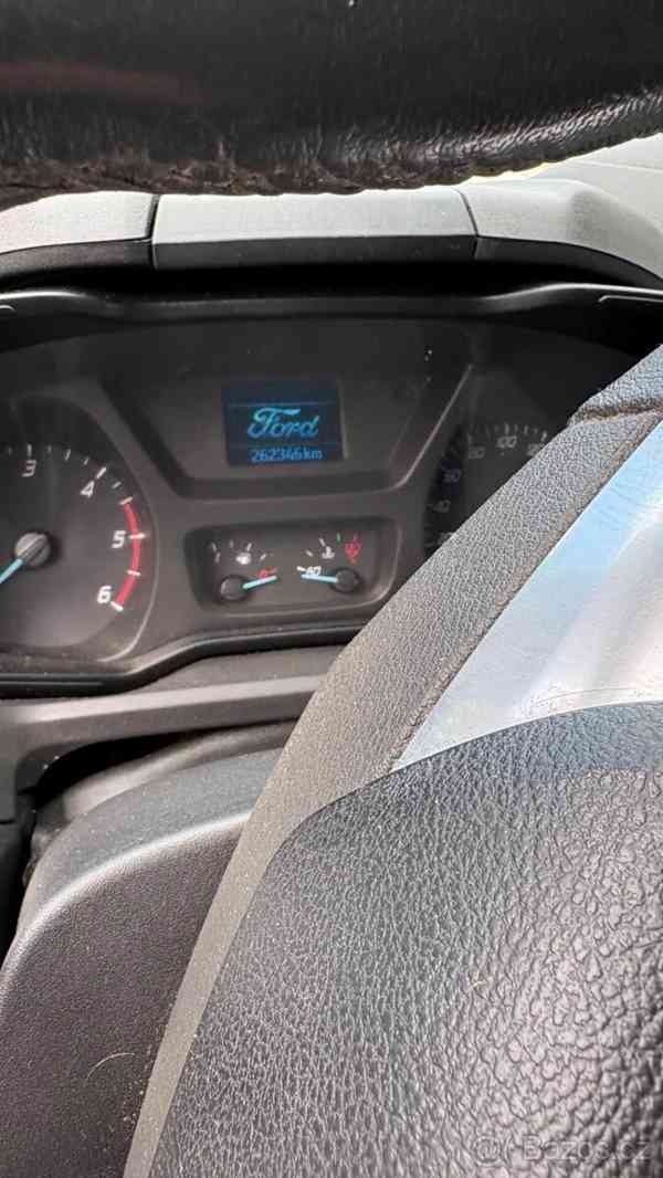 Ford Transit Custom 2,2   TDCi, 74kW, model 2014 - foto 11