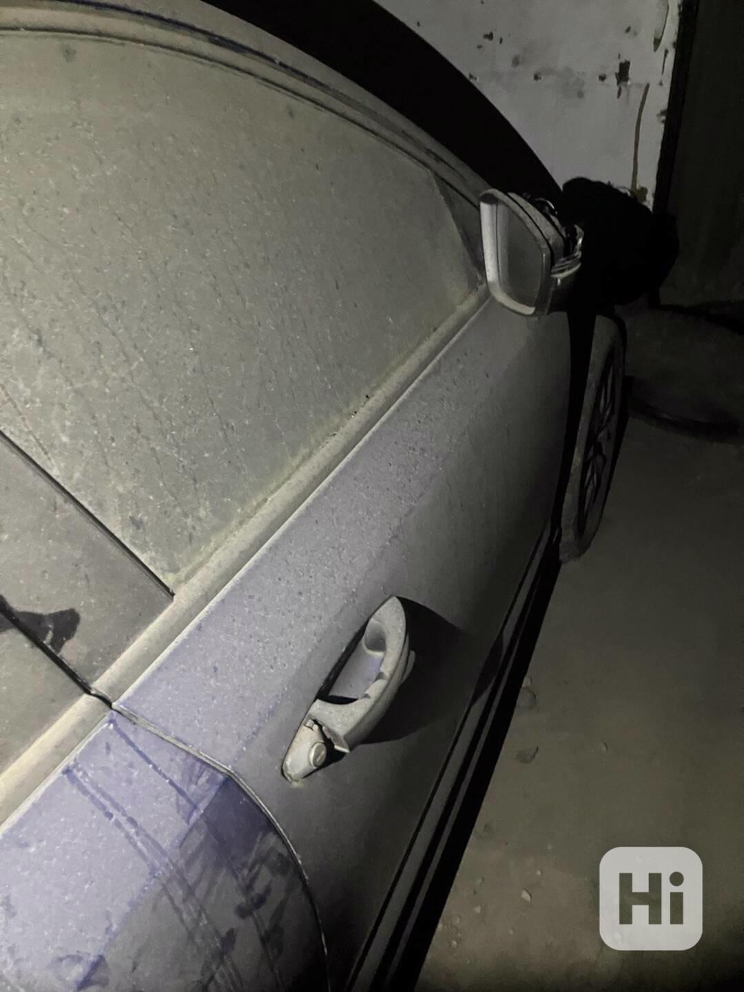 Škoda Octavia III liftback 4x dvere kompletni  KUS 4,000,-kc - foto 1