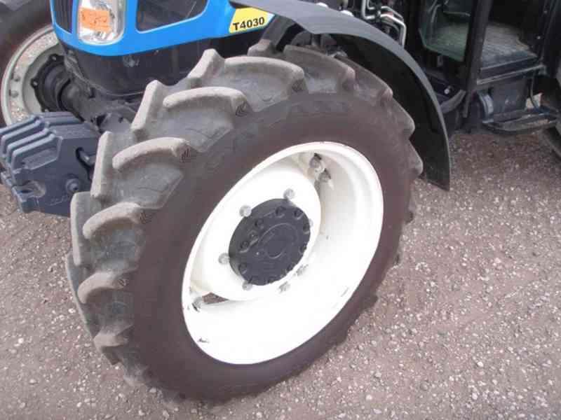 Zemědělské traktor 2008 NEW HOLLAND T4030 MFWD - foto 7