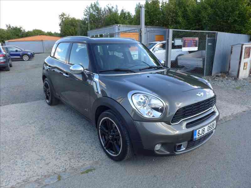 Mini Countryman 2,0 SD 4X4 VÝHŘEV PLNÝ SERVIS - foto 2