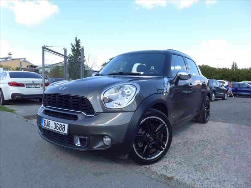 Mini Countryman 2,0 SD 4X4 VÝHŘEV PLNÝ SERVIS - foto 1