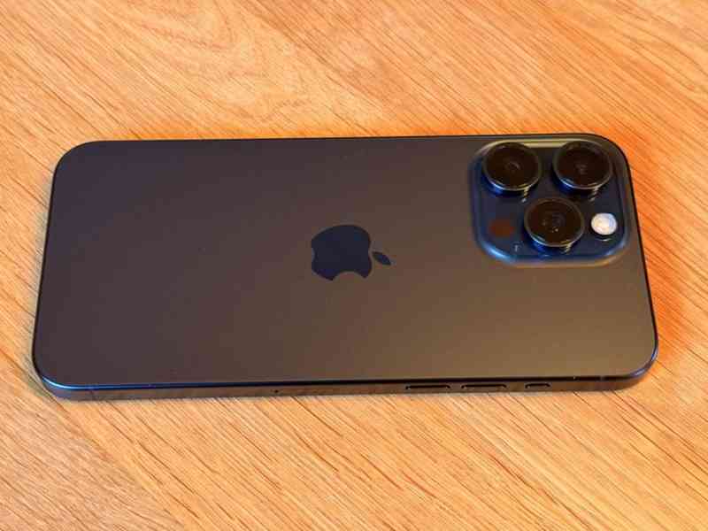 Iphone 15 Pro Max  - foto 4