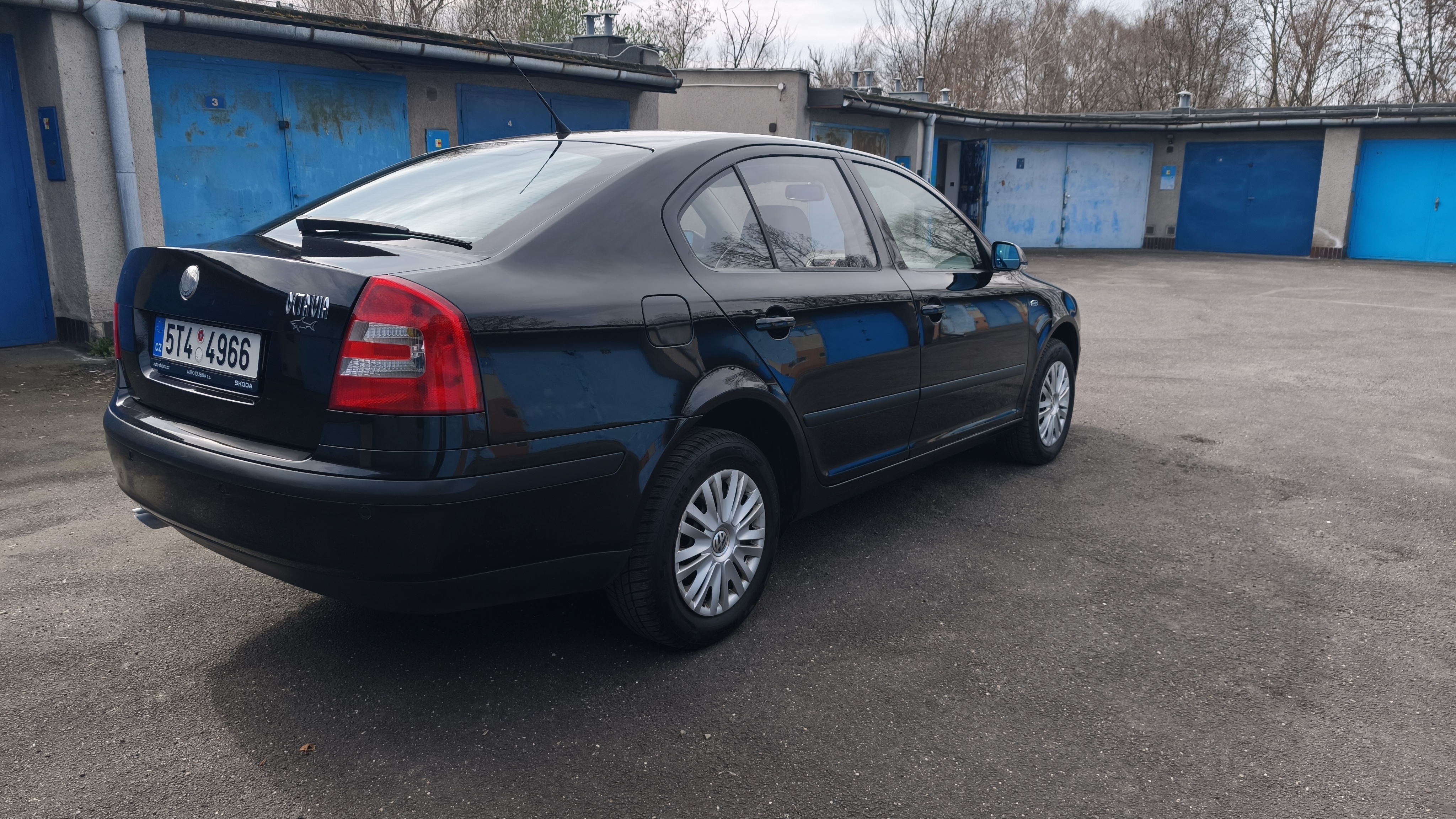 Škoda Octavia 2,L&K,garáž,BEZ KOROZE,manuál,nové STK,TOP - foto 5
