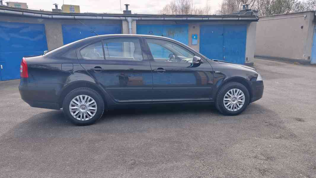 Škoda Octavia 2,L&K,garáž,BEZ KOROZE,manuál,nové STK,TOP - foto 4