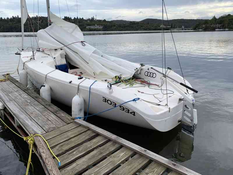 Plachetnice Majestic 24, carbon, genaker - foto 4