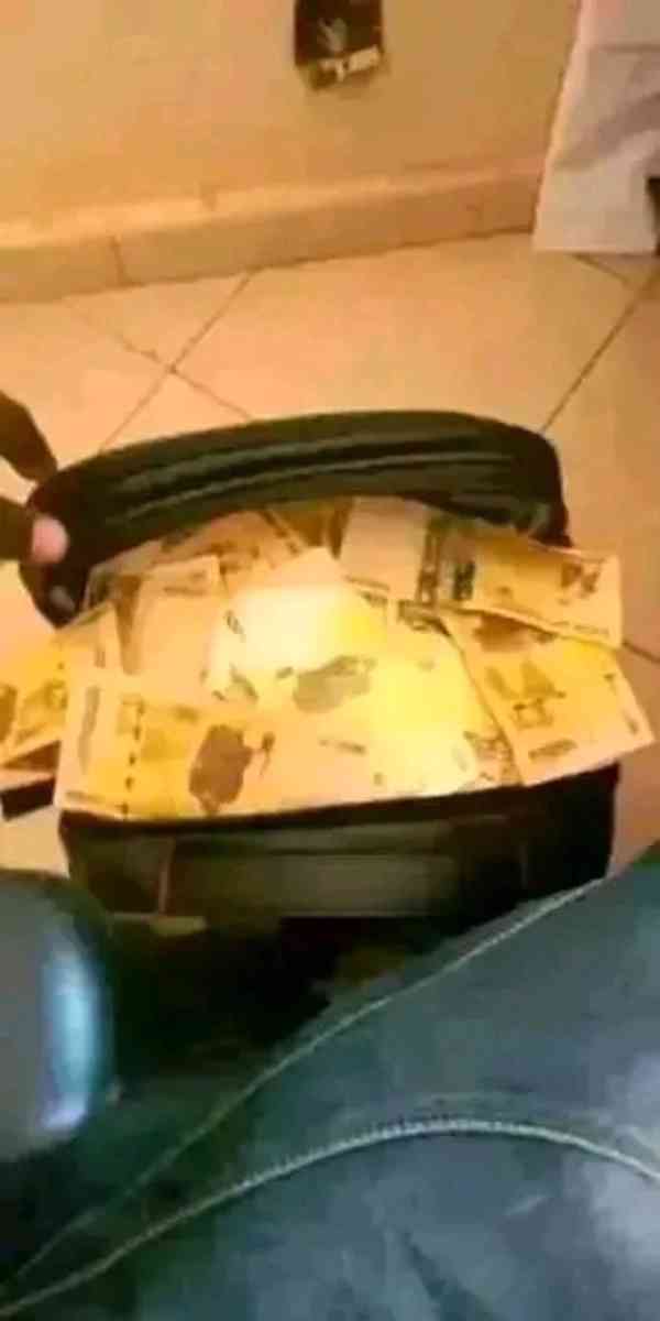 ILLUMINATI AGENT CALL FROM KAMPALA UGANDA 0761255151/0702388 - foto 1
