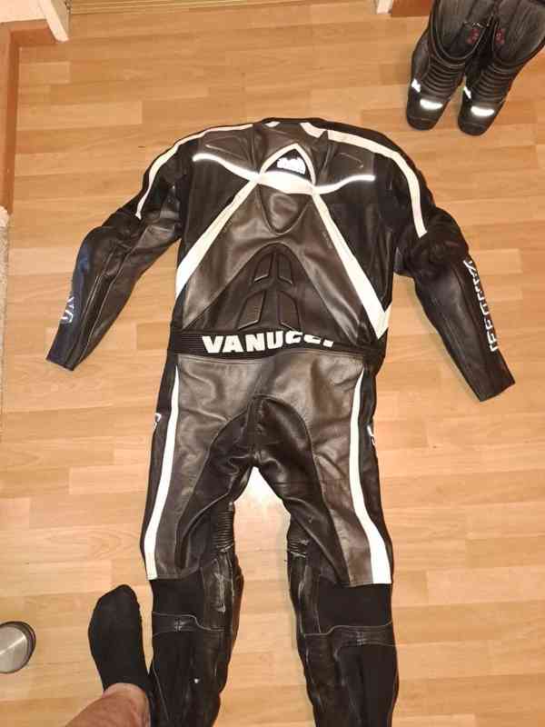 Kožená 1 - dílná kombinéza Vanucci - 56 - foto 4