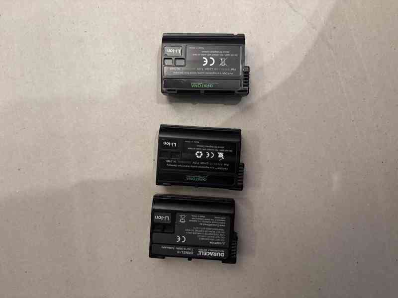 Nikon D750 + Sigma 24-70 mm + Tamron AF 28-300 mm + grip - foto 17