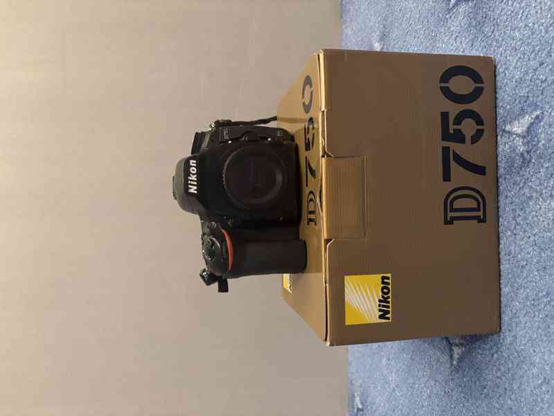 Nikon D750 + Sigma 24-70 mm + Tamron AF 28-300 mm + grip - foto 2