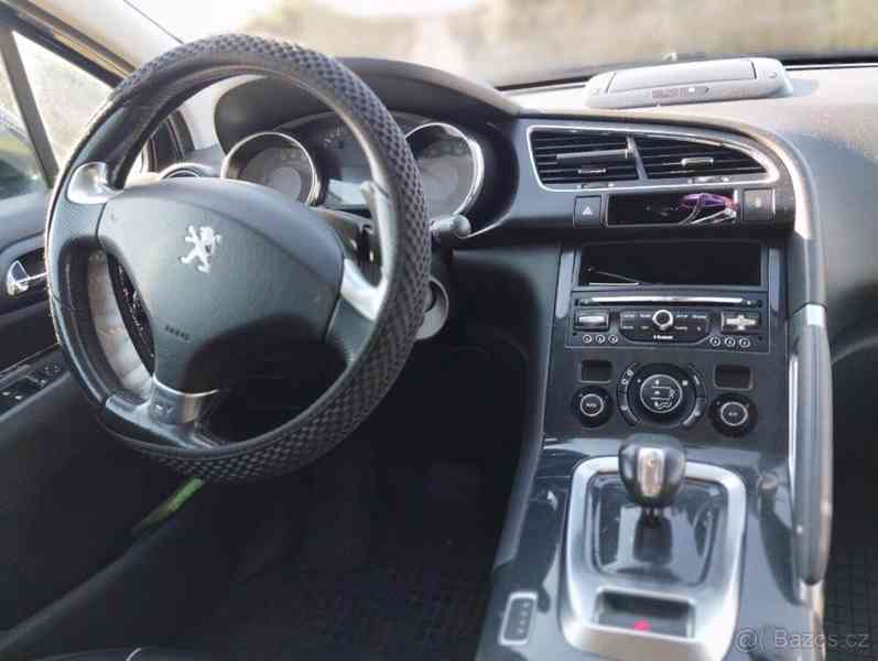 Peugeot 3008 2,0   Hybrid4 automat - foto 13