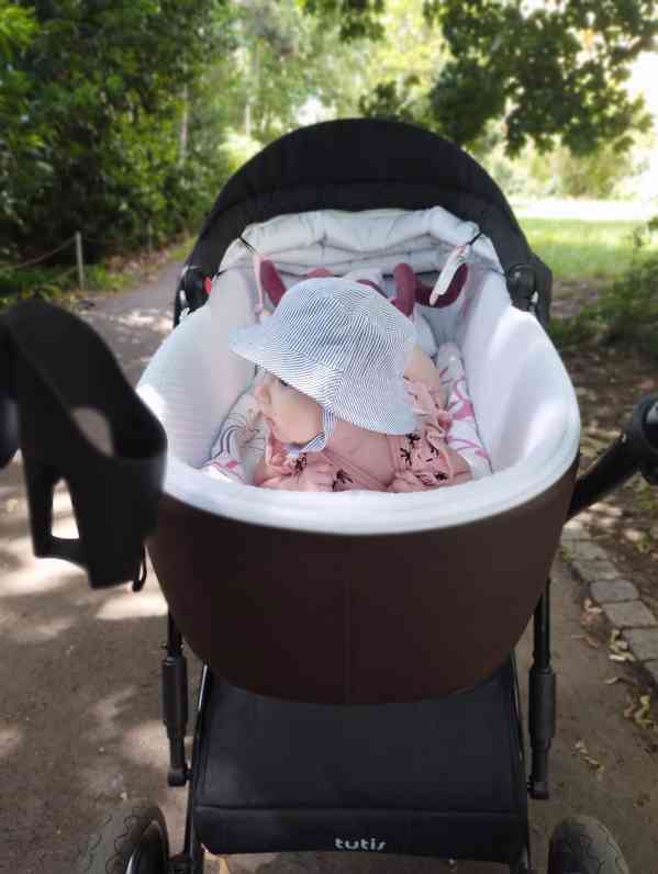 Kočárek Tutis Viva Life 2022, dvojkom., umělá kůže-capuccino - foto 7