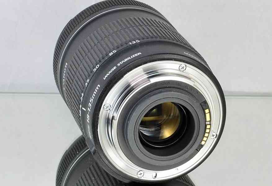 Canon EF-S 18-135mm f/3.5-5,6 IS  - foto 5