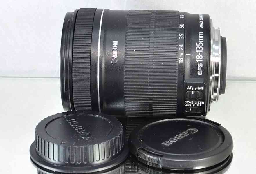 Canon EF-S 18-135mm f/3.5-5,6 IS  - foto 3