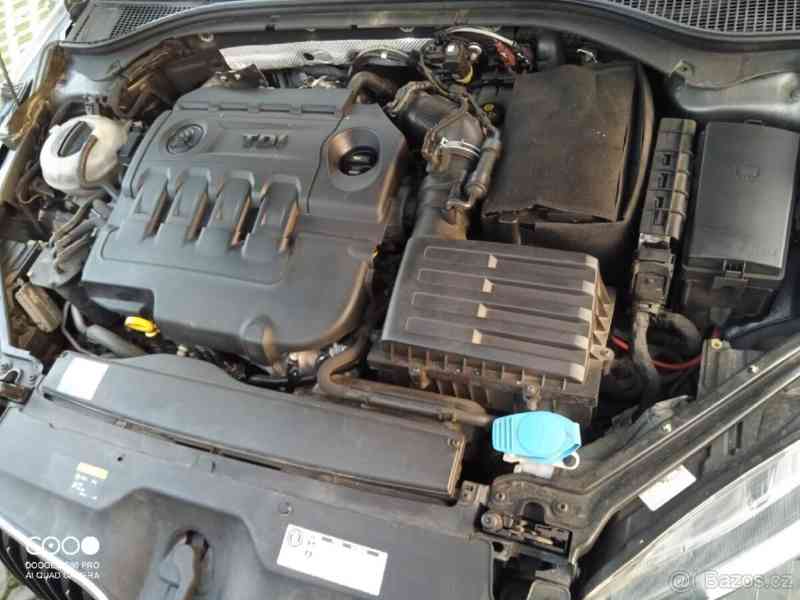 Škoda Superb 2,0   AUTO - foto 3