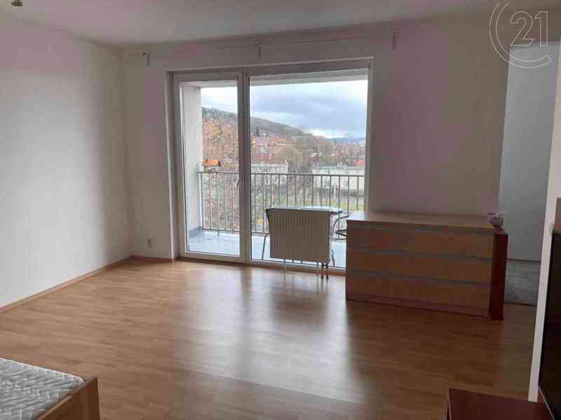 Pronájem bytu 2+kk,  64m2, Březnická, Zlín - foto 4