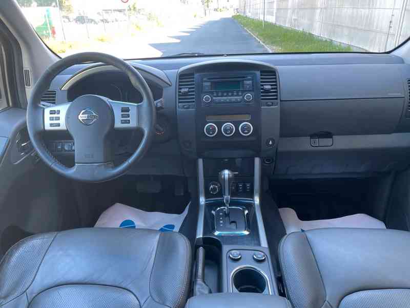 Nissan Pathfinder 3.0 dCi LE 170kw - foto 15