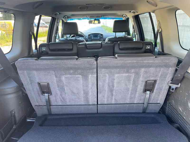Nissan Pathfinder 3.0 dCi LE 170kw - foto 9
