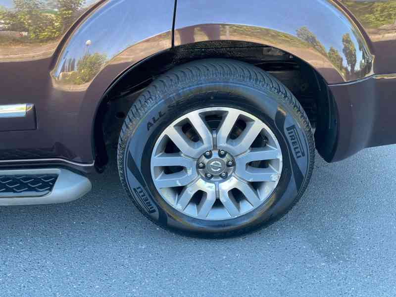 Nissan Pathfinder 3.0 dCi LE 170kw - foto 7