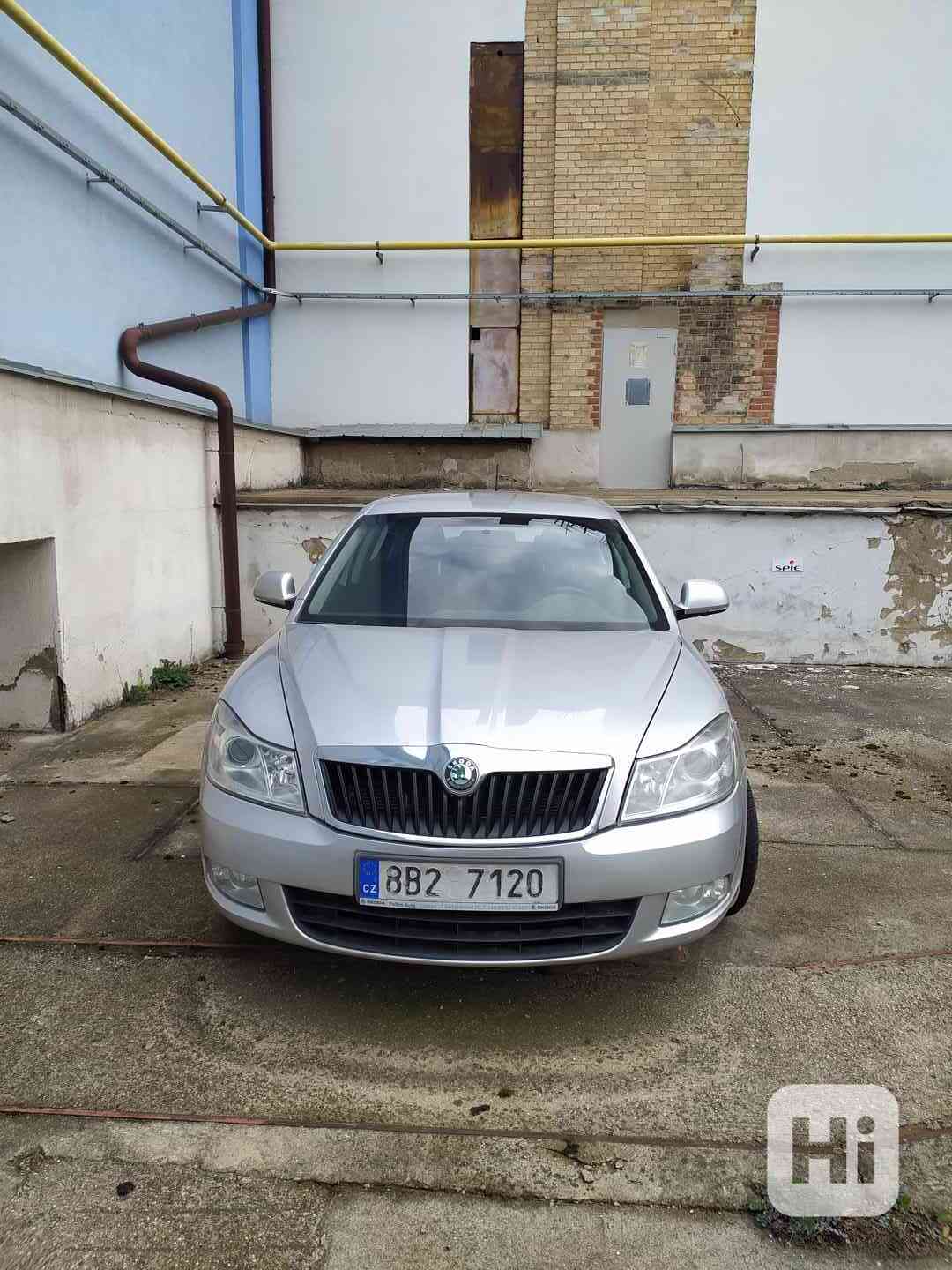 Škoda Octavia II - SPZ 8B2 7120 - foto 1