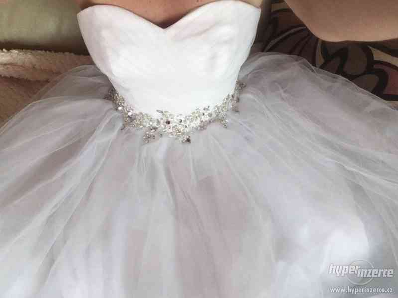 Nové bílé svatební šaty vel. XS-M, ihned k dodání - foto 9