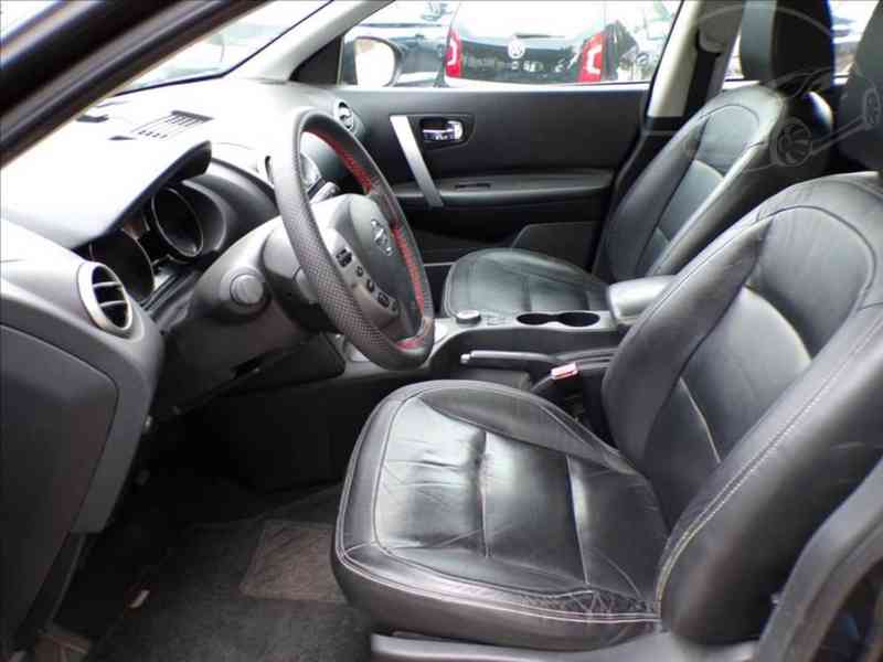 Nissan Qashqai 2,0 DCI 4WD AUTOMAT - foto 9
