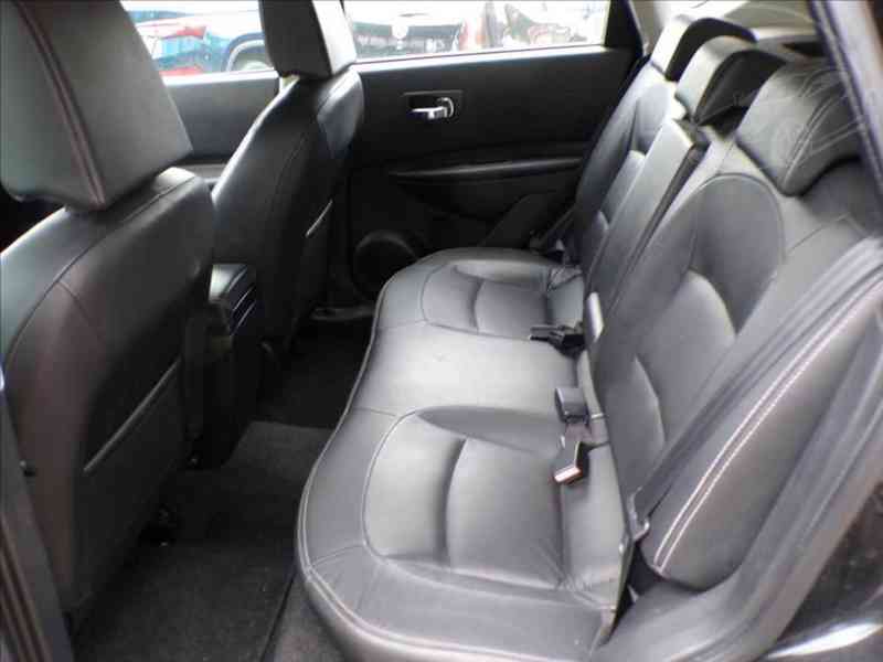 Nissan Qashqai 2,0 DCI 4WD AUTOMAT - foto 10