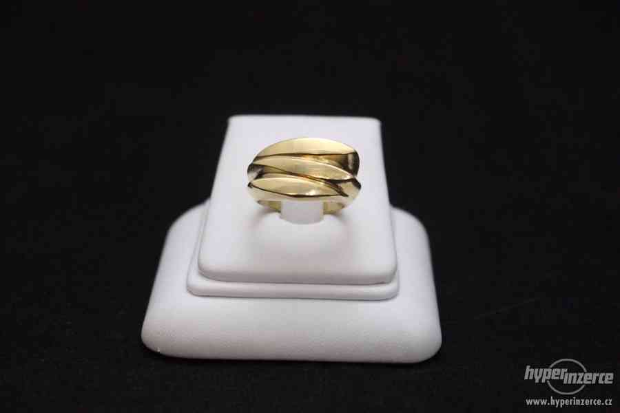 Krásný zlatý prsten 9.53 g - foto 3