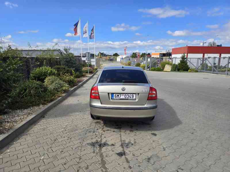 Škoda Octavia II  - foto 2