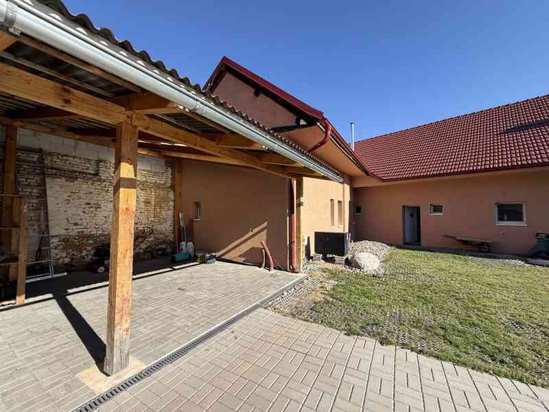 PRODEJ ROZSÁHLÉHO RD 4+KK V OBCI VÁŽANY U VYŠKOVA - foto 17