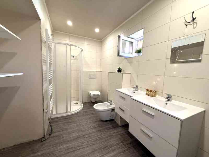 PRODEJ ROZSÁHLÉHO RD 4+KK V OBCI VÁŽANY U VYŠKOVA - foto 3