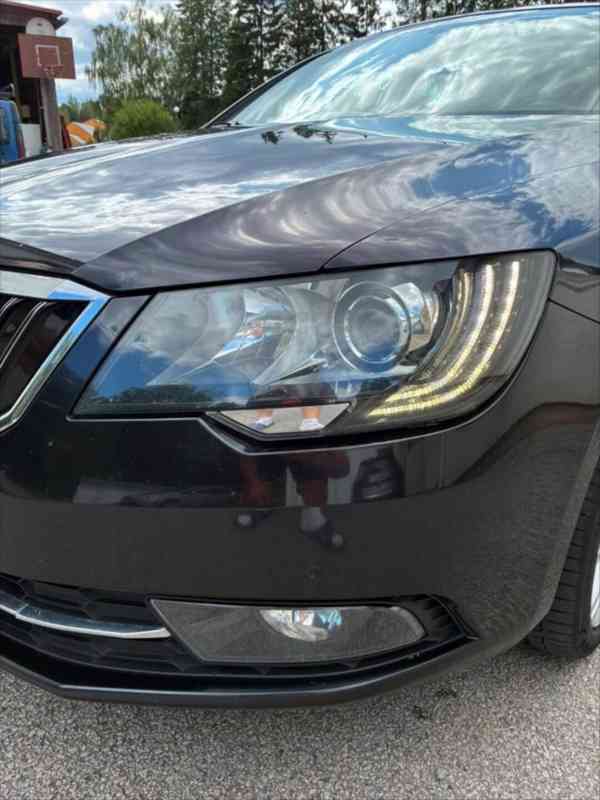 Škoda Superb 2,0   TDI 125 kW 4x4 DSG Elegance - foto 12