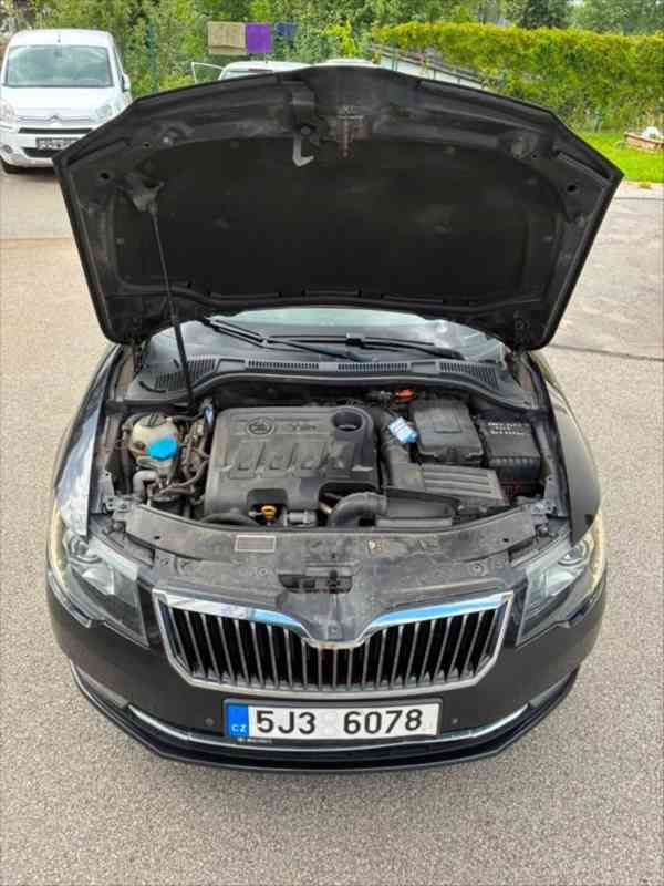 Škoda Superb 2,0   TDI 125 kW 4x4 DSG Elegance - foto 2
