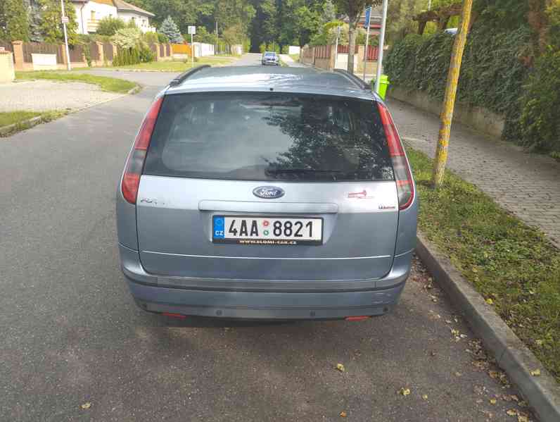 Ford Focus 2,0 TDCI Ghia combi - foto 4