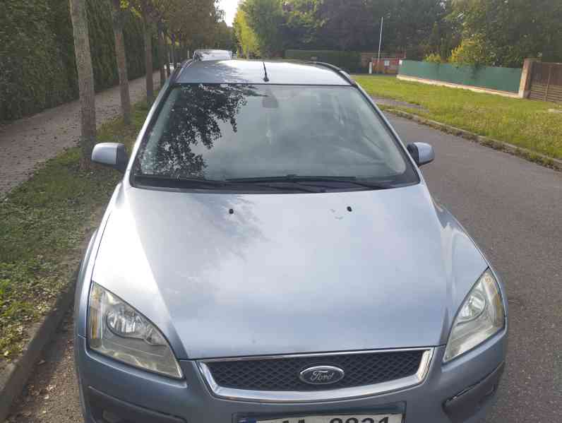 Ford Focus 2,0 TDCI Ghia combi - foto 9