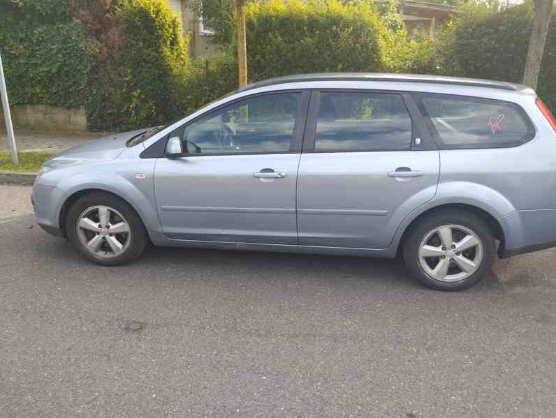 Ford Focus 2,0 TDCI Ghia combi - foto 1