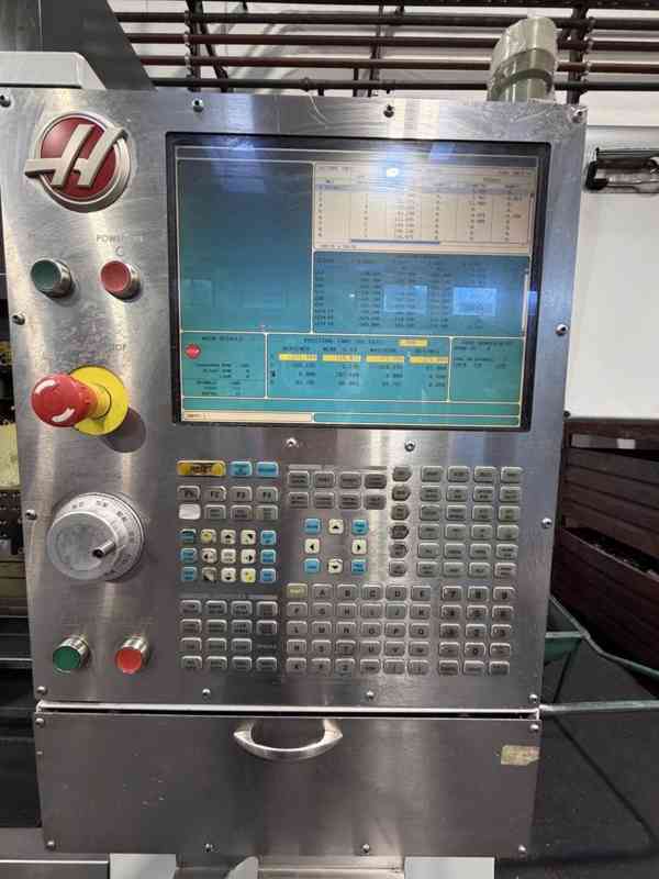 CNC obráběcí centrum HAAS VF-2B 4. osa 2010 - foto 2