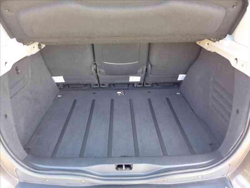 Renault Scénic 1,9 dCi 96KW, X-MOD, KAMERA - foto 8