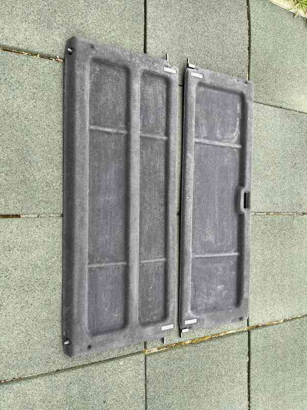 Zadní plato FAVORIT a FORMAN 93/94 černé - foto 5