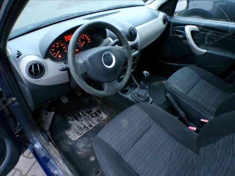 Dacia Logan 1,4 MPi - foto 7