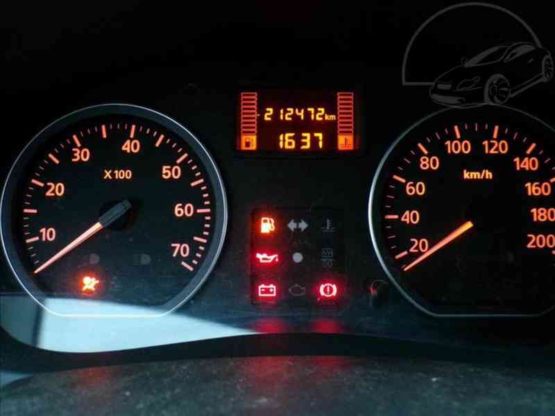 Dacia Logan 1,4 MPi - foto 6