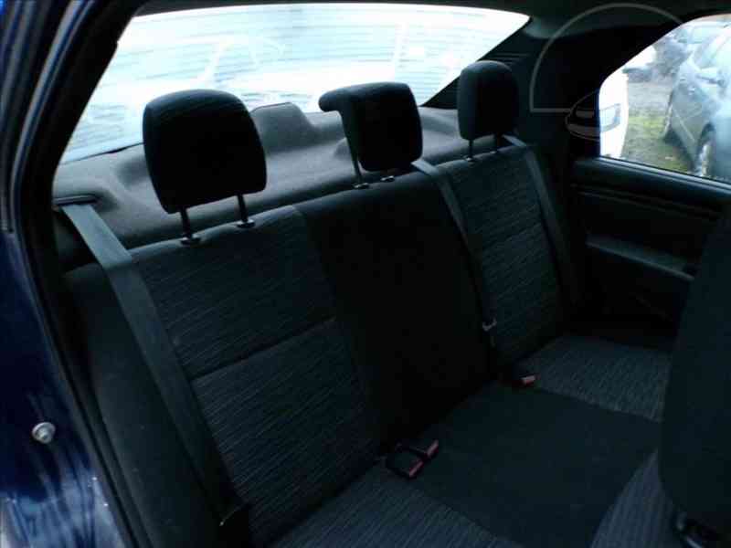 Dacia Logan 1,4 MPi - foto 10