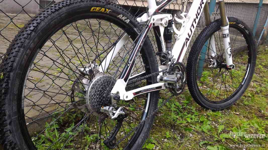 Celoodpružené kolo Author Era 3.0, karbonový rám, v záruce. - foto 4