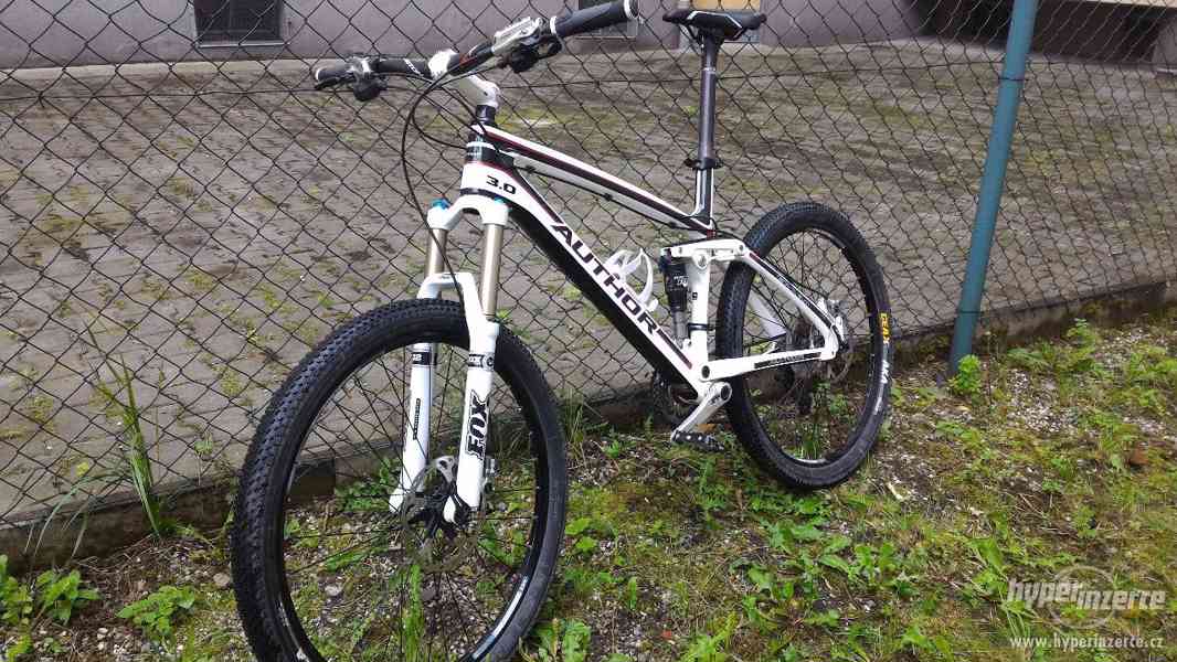 Celoodpružené kolo Author Era 3.0, karbonový rám, v záruce. - foto 10
