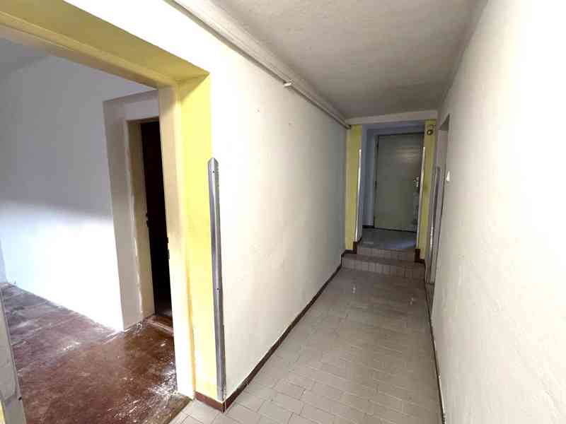 NABÍDKA PRODEJE JEDNOTKY 3+1  V OBCI HRUŠOVANY U BRNA  - foto 5