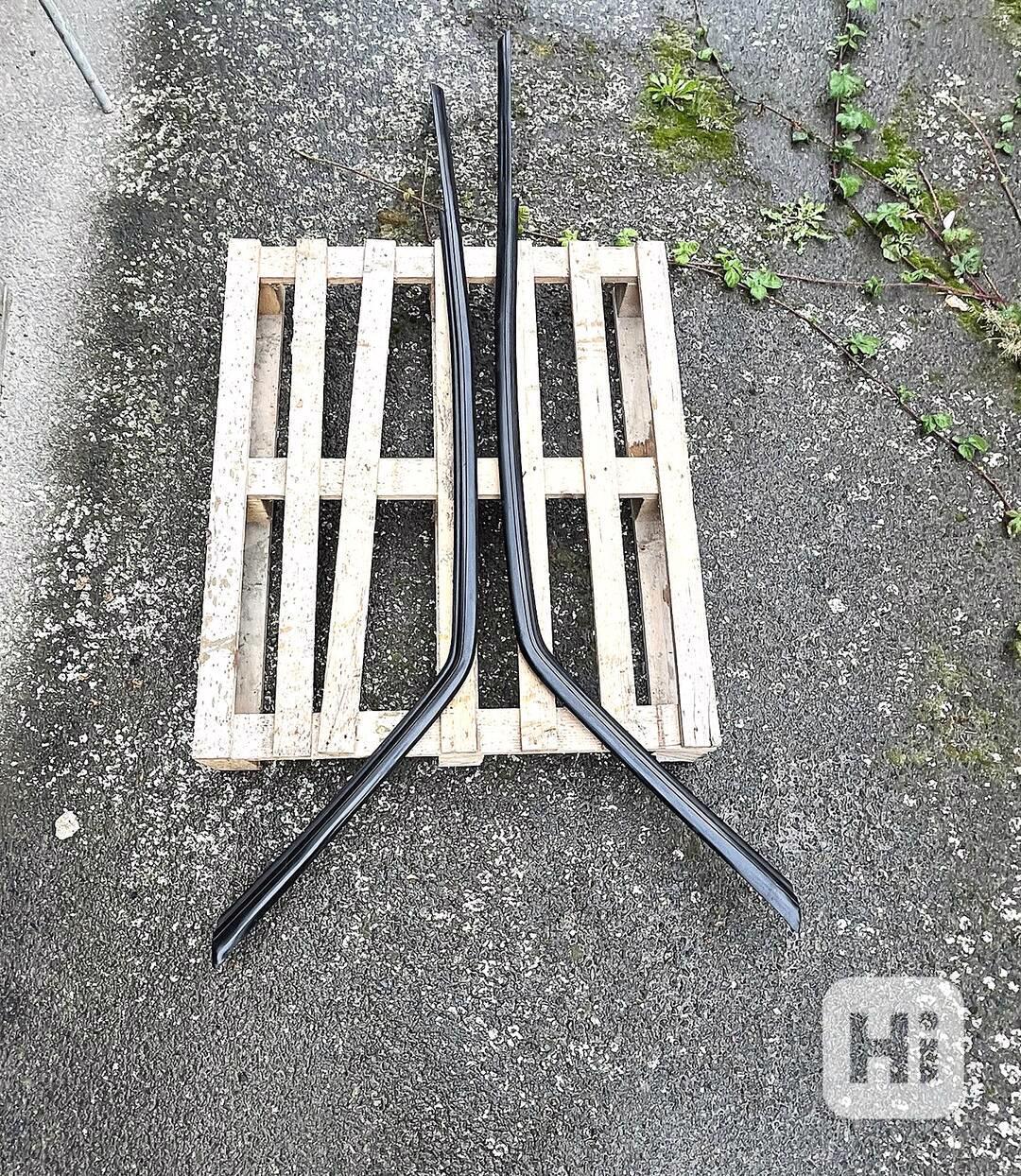 FELICIA nepoškozené střešní lišty - originální - foto 1